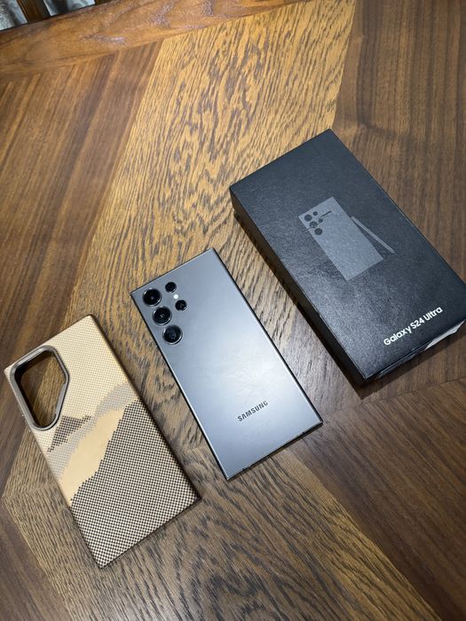 Samsung S24 ultra 256 gb