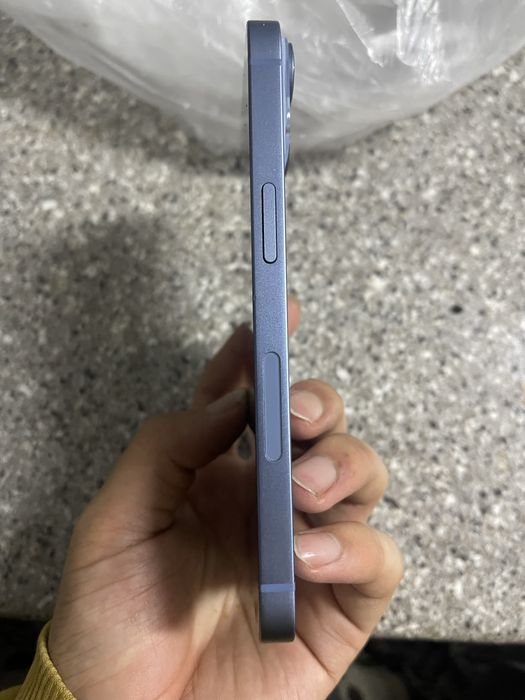 айфон 14 с гарантией