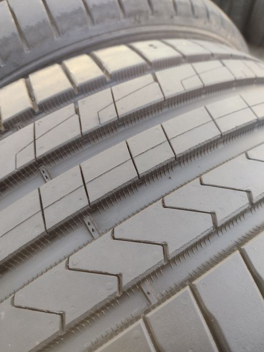 Топ състояние 2бр.225/50/17 Hankook VP4 dot0822