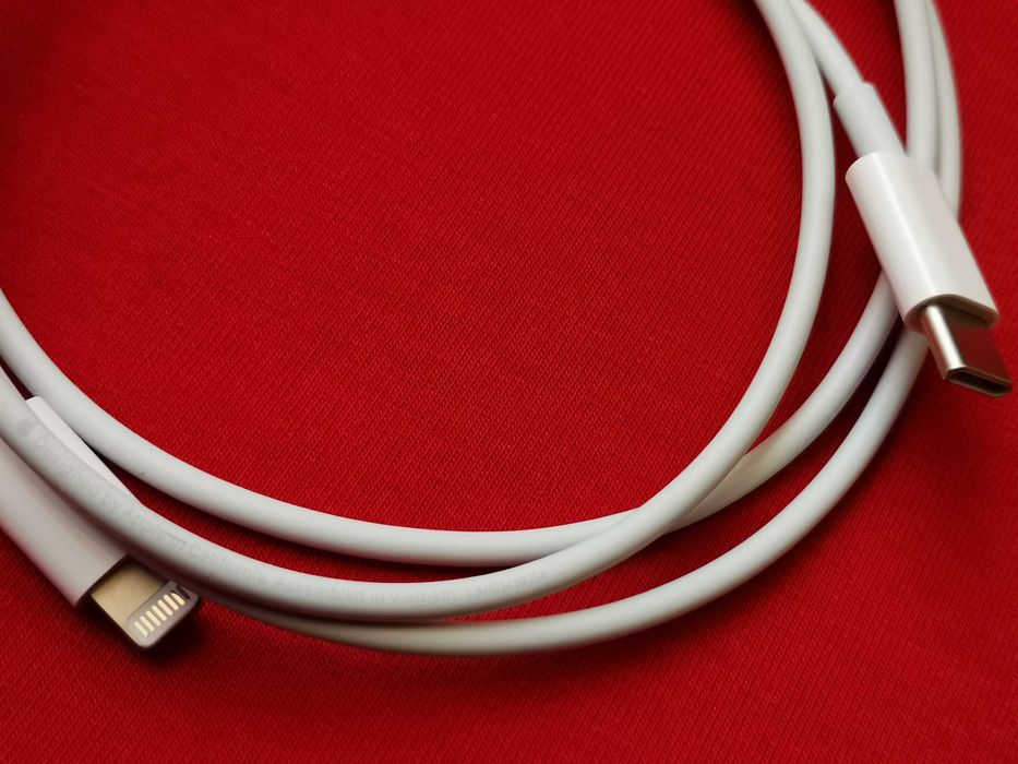 Cablu date Apple USB-C - Lightning