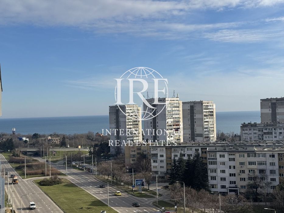 Продава се Тристаен апартамент в Варна, Бриз - 117 кв.м за 1530 €/кв.м - Снимка #8