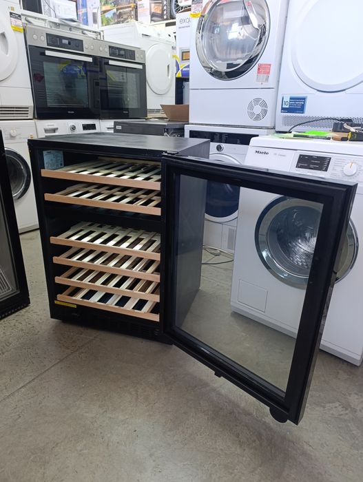 Хладилна Витрина за вграждане FRILEC