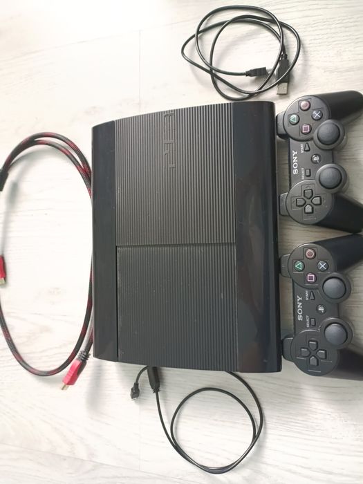 Play Station 3 полная комплектация +10игр