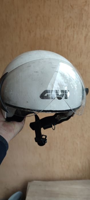 Детска каска за мотор и седалка