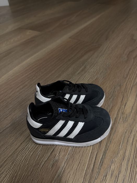 Детские кроссовки Adidas