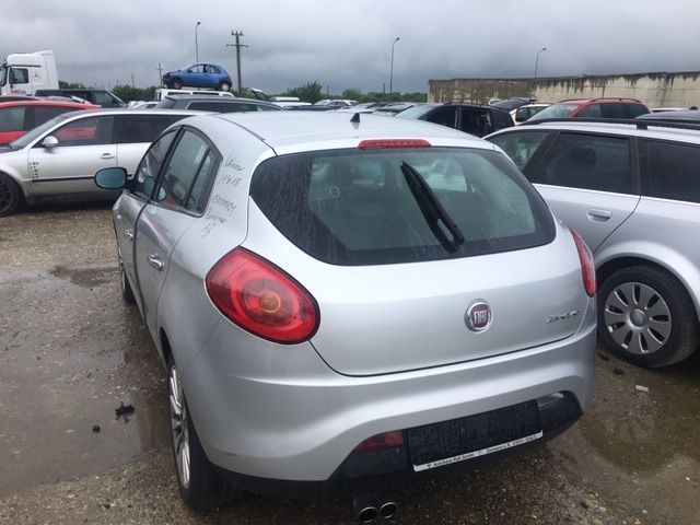 Dezmembrez Fiat Bravo 2008