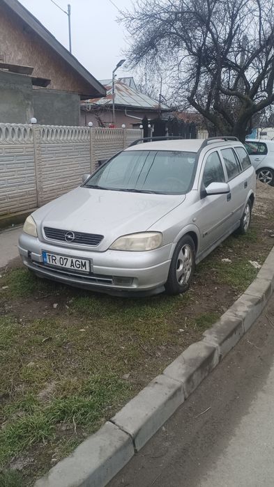 Vând Opel Astra g