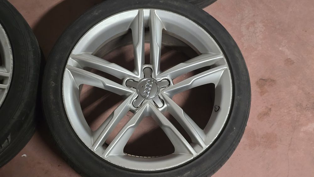 Джанти ауди 18" 5х112 ЕТ42 66.6 57.1