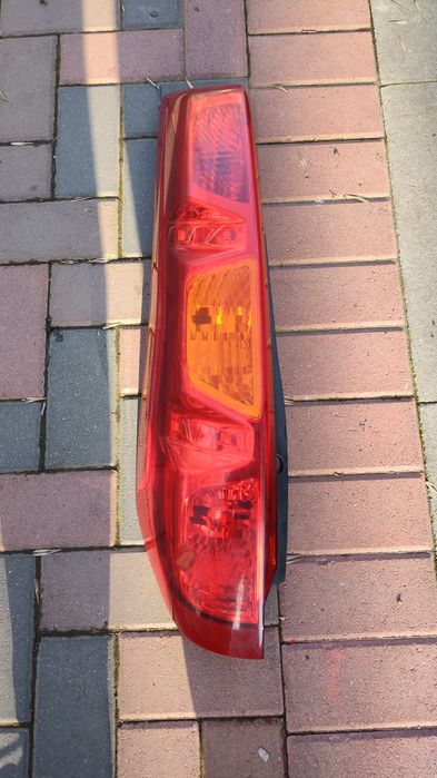 Stop lampa spate stânga Nissan xtrail T31 2008