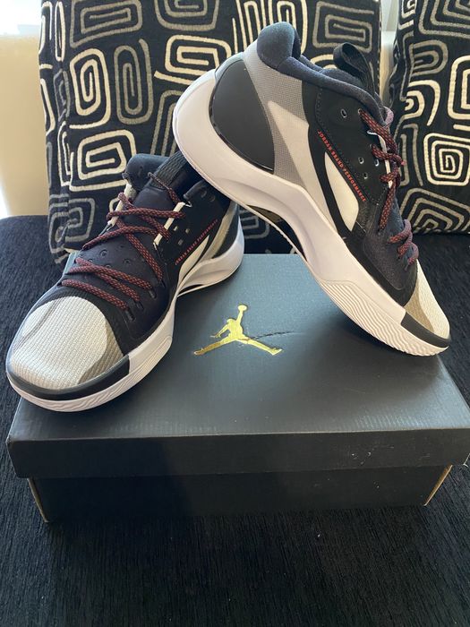 Jordan Zoom Separate