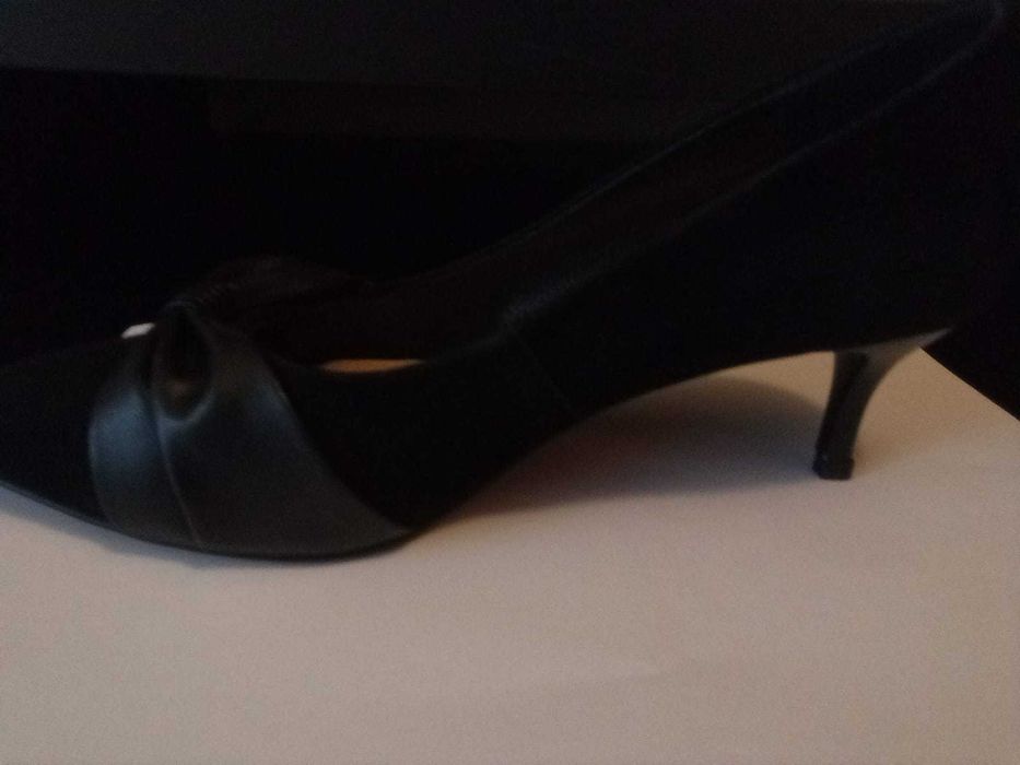 Pantofi EPICA, velur