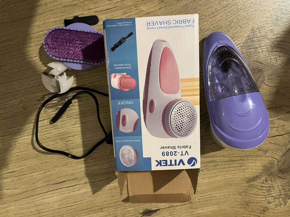 Машинка для удаления катышков