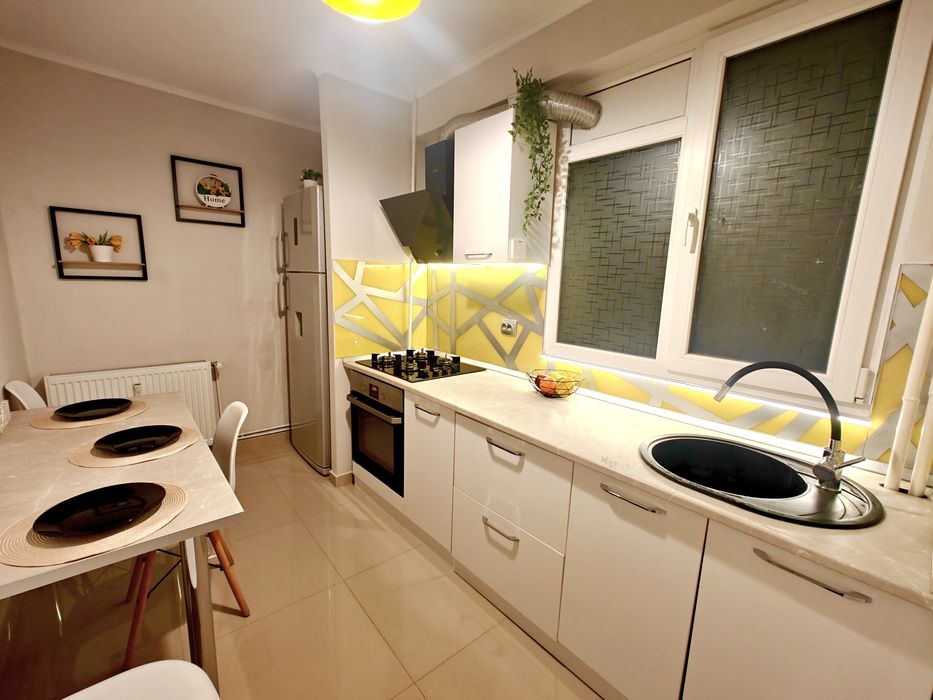 Fix la Metrou Eroii Revolutiei mag Tineretului Unirii Victoriei Pipera