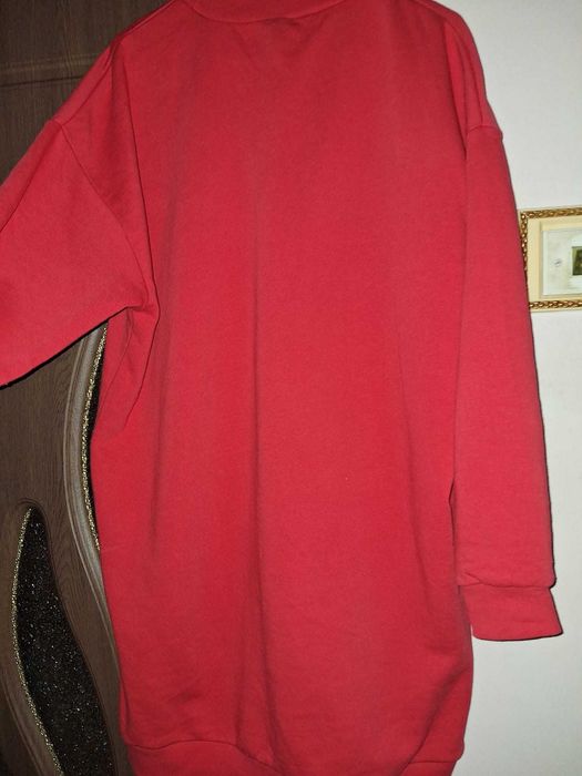 hanorac/pulover dama rosu nr 48,50
