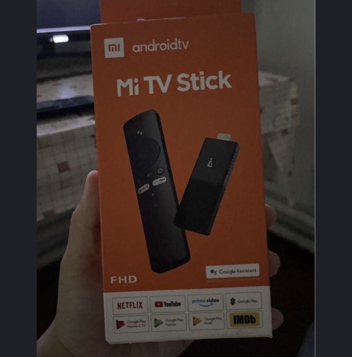 Продам телевизор Philips + Mi TV Stick