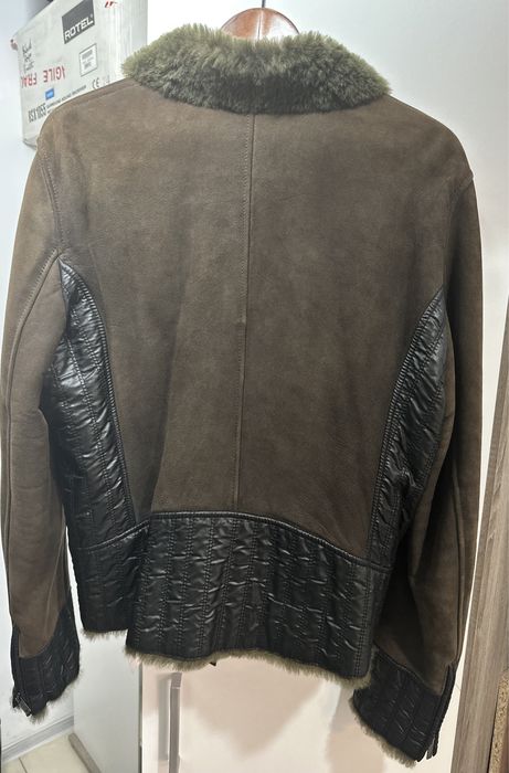 Haina din piele naturala Emporio Armani Noua cu eticheta