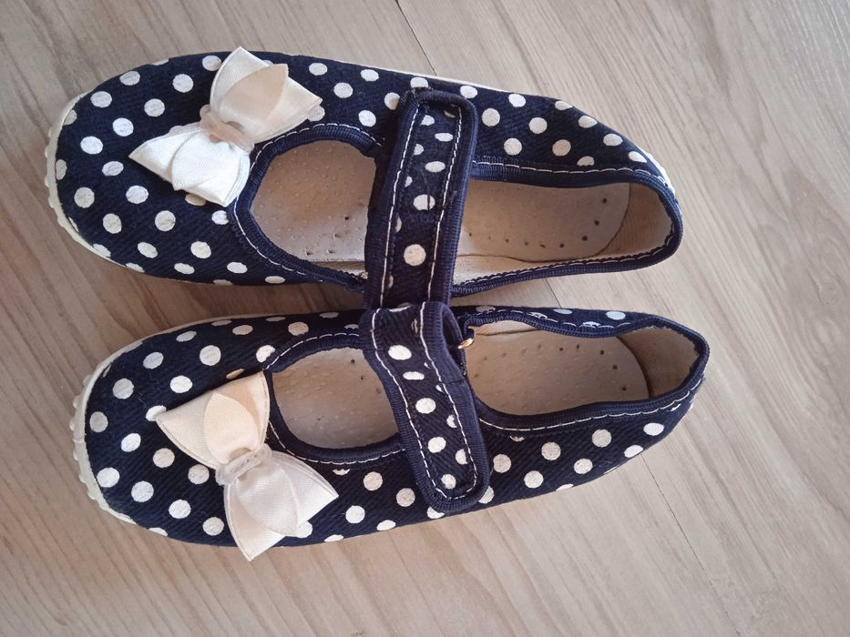 Детски пантофи за момиче 25- 30 номер; за момче 22, 26, 29 номер