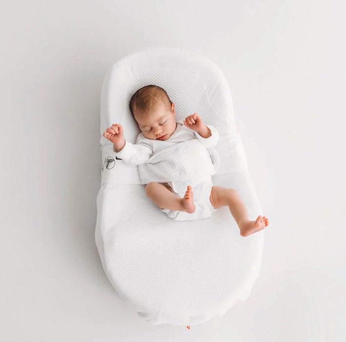 Red Castle® Cocoonababy® Анатомично гнездо