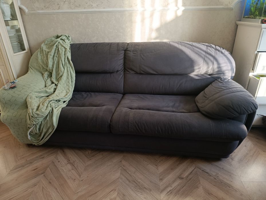 Диван для гостиной