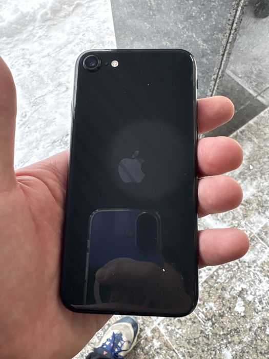 Iphone se 2 есть скол на работу не влияет