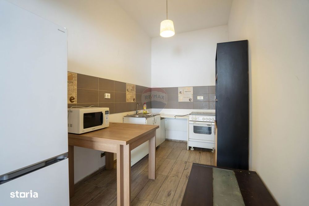 Apartament cu 2 camere de vânzare central pe str. Evreilor Deportați