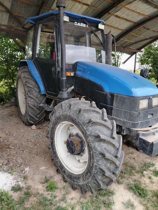 Traktor sotiladi