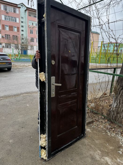 Сыртқы есік сатылады