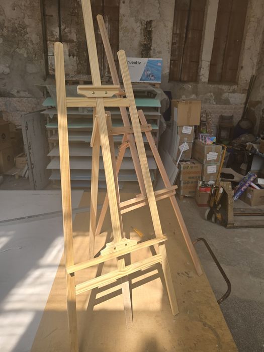 стативи за  рисуване