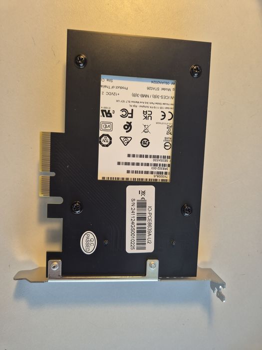 SSD 7.68TB Enterprise nou, U.2 Nvme, PCIe 4.0 x4 merge pe orice PC