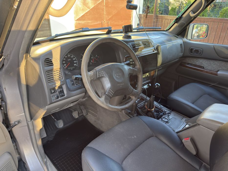 Nissan Patrol Y61