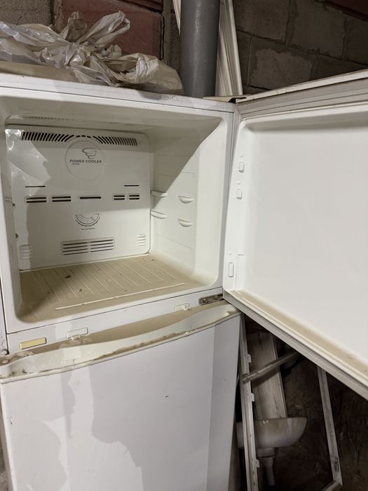 Холодильник samsung