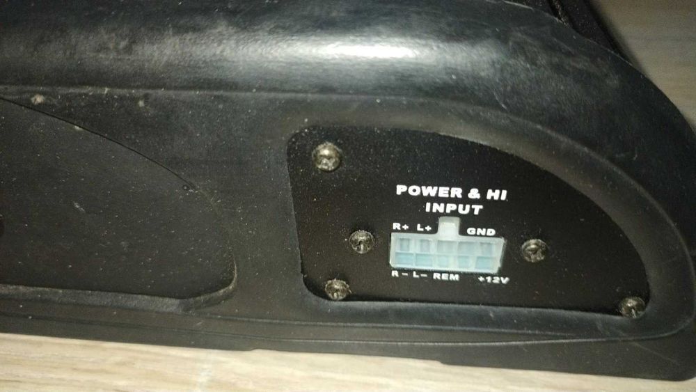 Усилвател   Optisound Auto 8 Bass Box Enclos