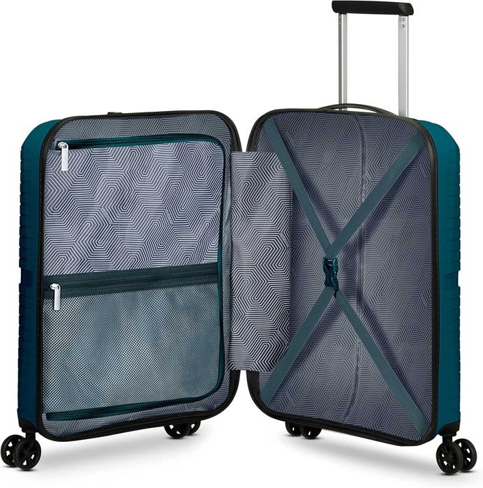 Чемоданы American Tourister Airconic Hardside Expandable Luggage Set!