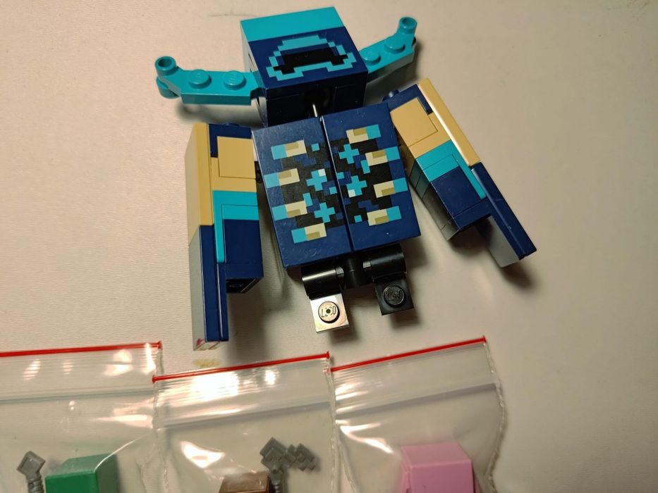 LEGO Minecraft pack