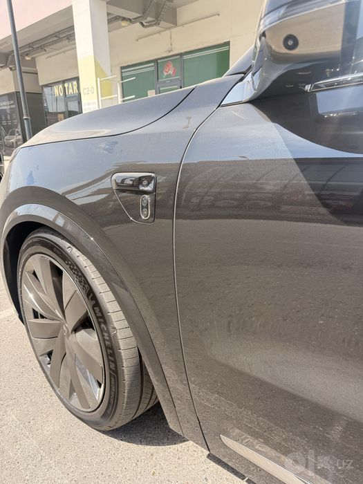 Lixiang L9 Levis