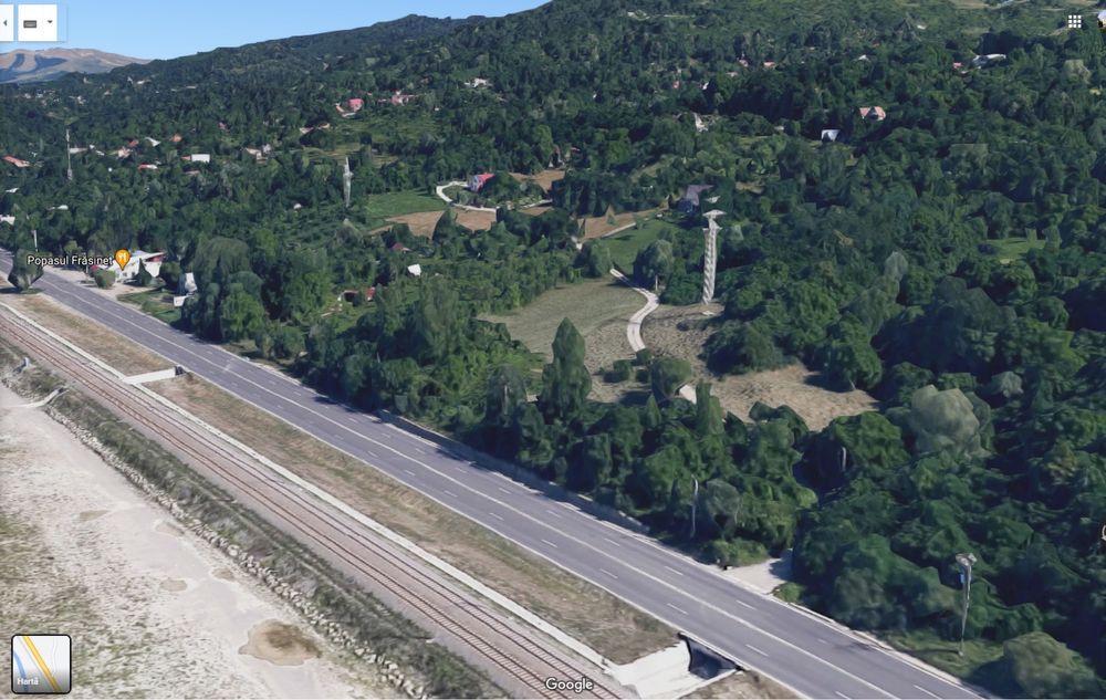 Vand/Inchiriez - Teren intravilan la 20km de Sinaia