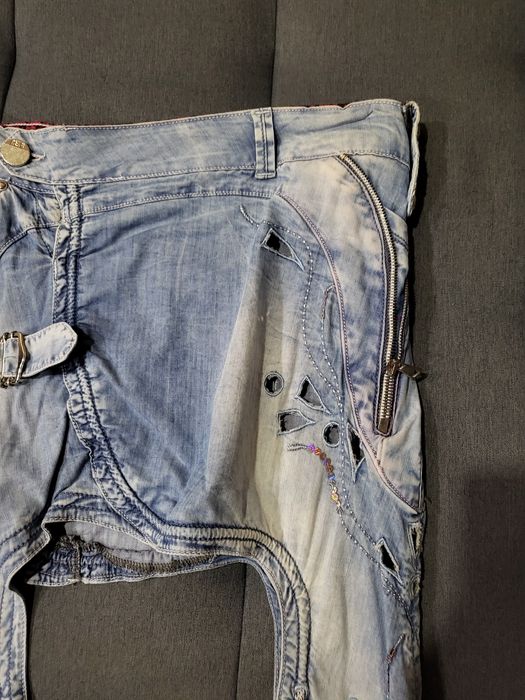 Нови Екстравагантни Пола- Дънки