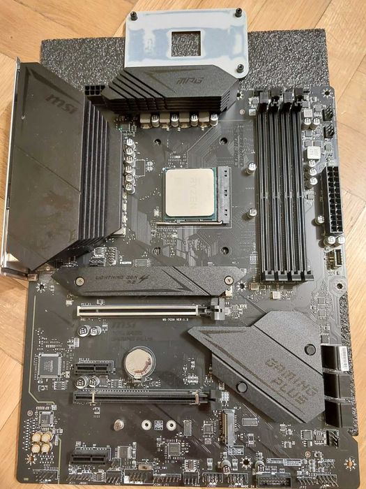 AMD Ryzen 7 5800X + MSI B550 Gaming Plus