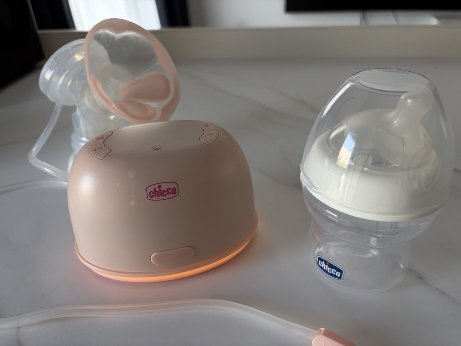 Pompa electrica Chicco stimulatoare pentru extragerea laptelui