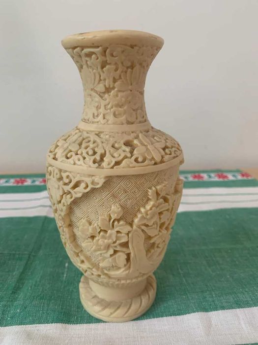 Set dou vaza cu caseta si capac