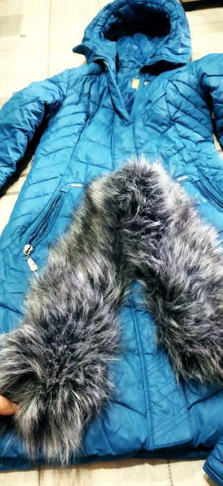 Куртка до колен 4000 тг