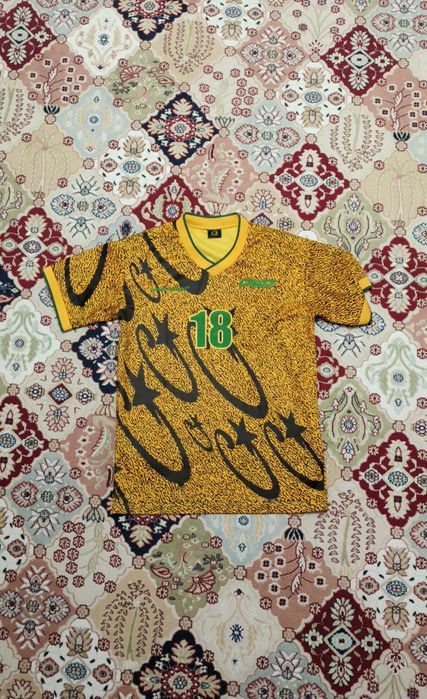 Продам вещи джинсы и 2 футболки