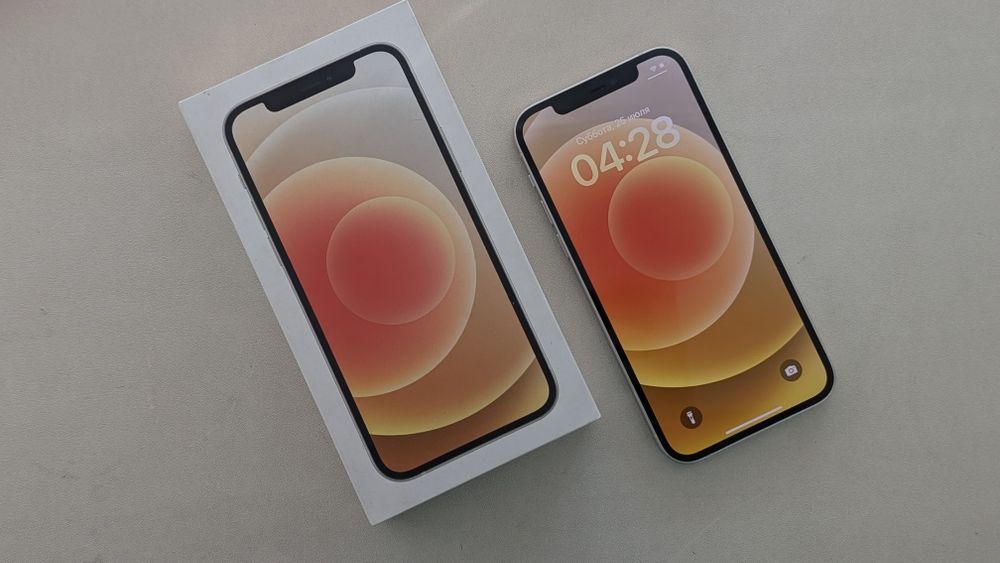 iPhone 12 White идеальный