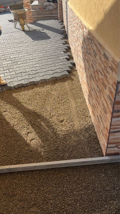 Montaj pavaj, bordura , rigole , piatra cubica ,piatra naturala