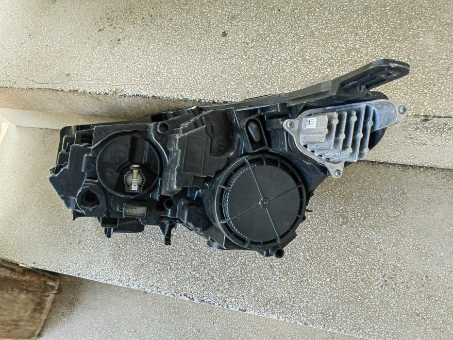 Фар Opel Crossland X LED 22г. десен / Фар Опел Кросланд Оригинален