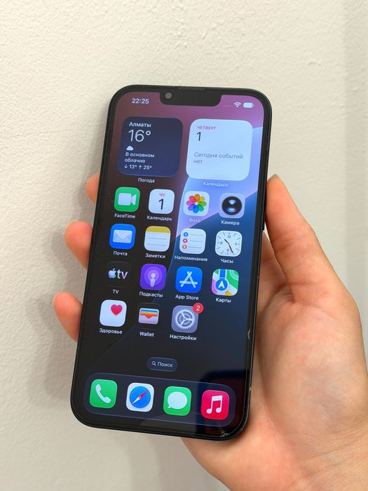 iPhone 14 в отличном состоянии