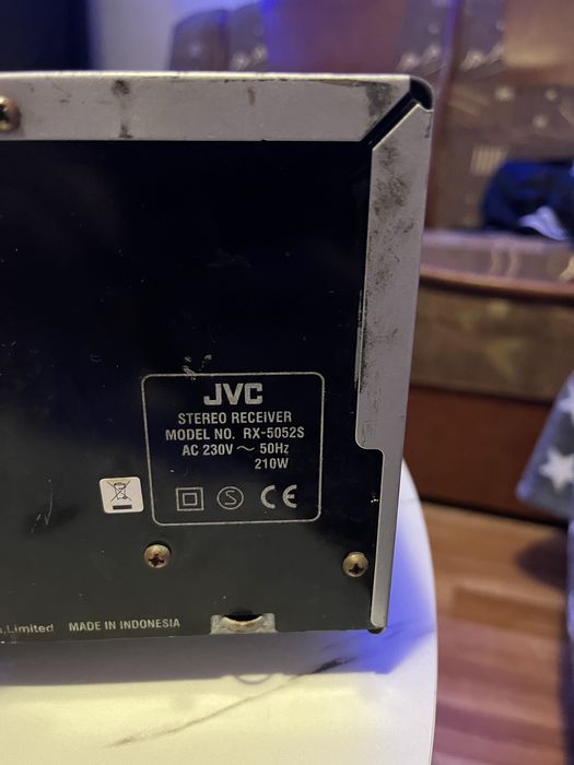 Vand amplificator JVC model 5052