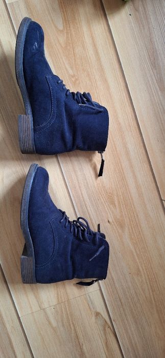 Ghete imitație piele intoarsa