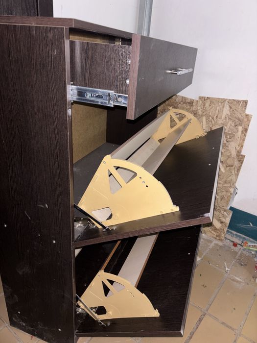 Обувница продам самовывоз