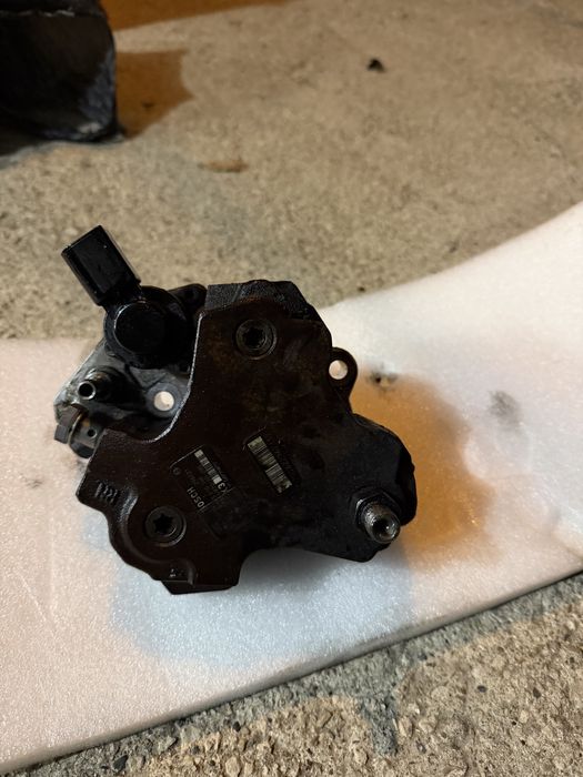 R70 Помпа за BMW